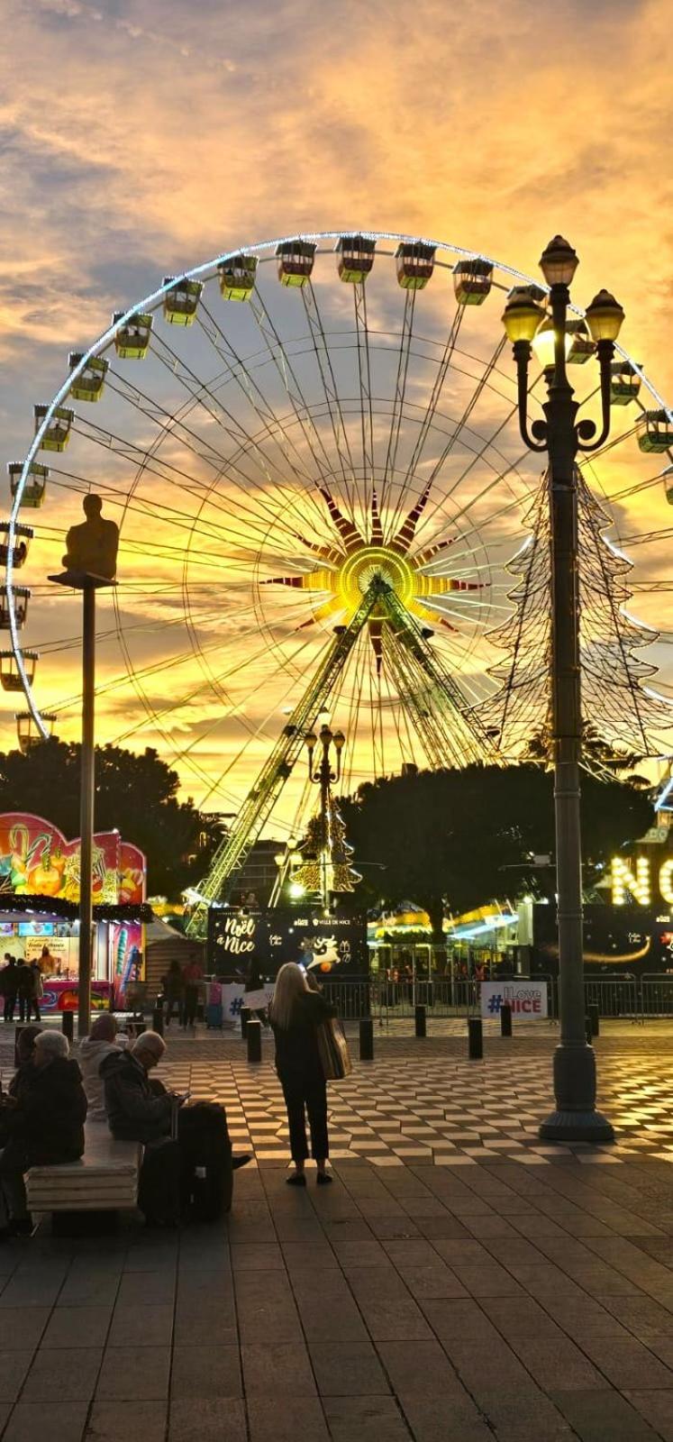 Heart Of Vieux Nice Beach & Saleya Bagian luar foto